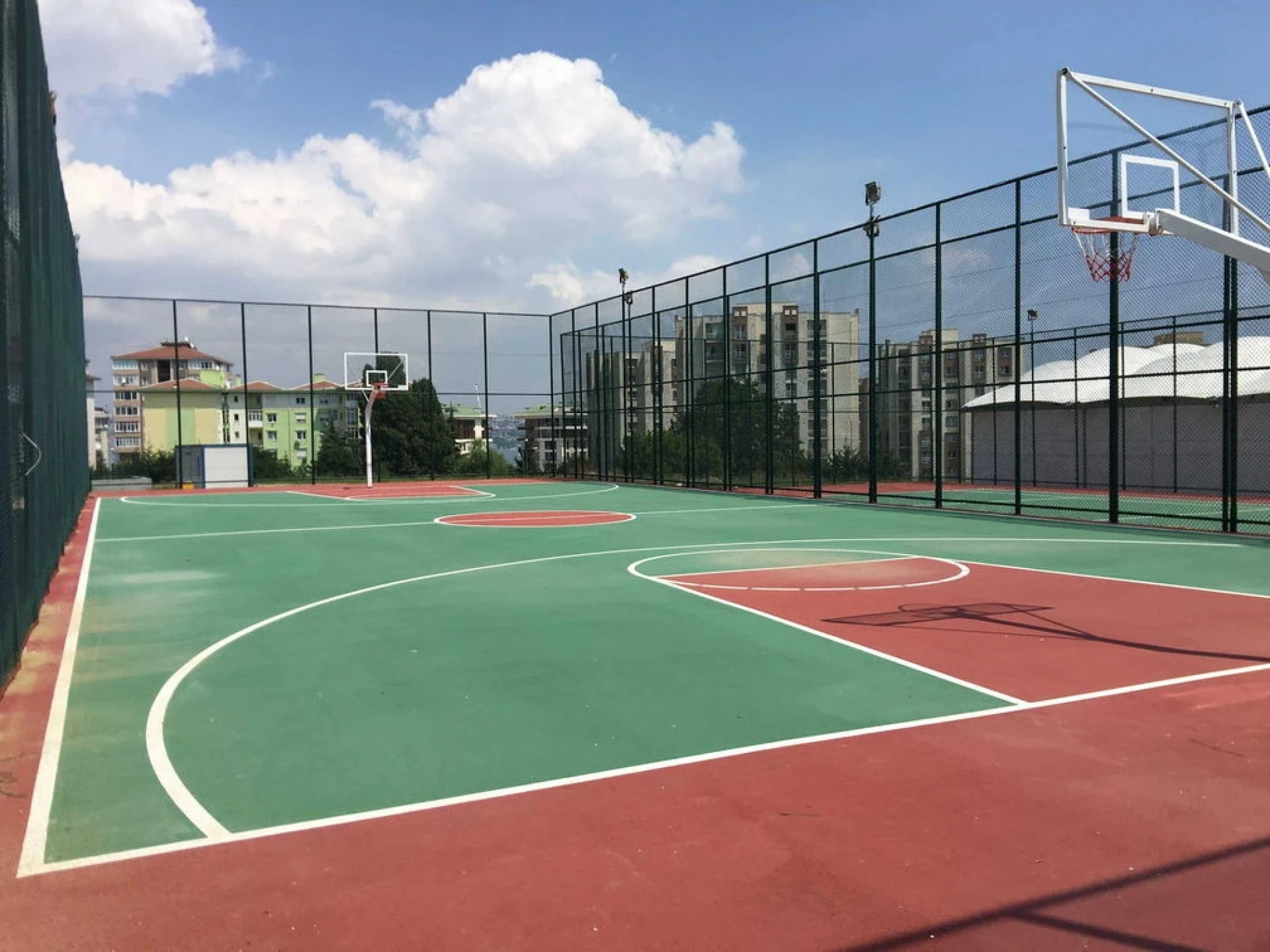 Modern Şehirlerde Uluslararası Standartlarda Spor Tesisleri İnşa Etmek