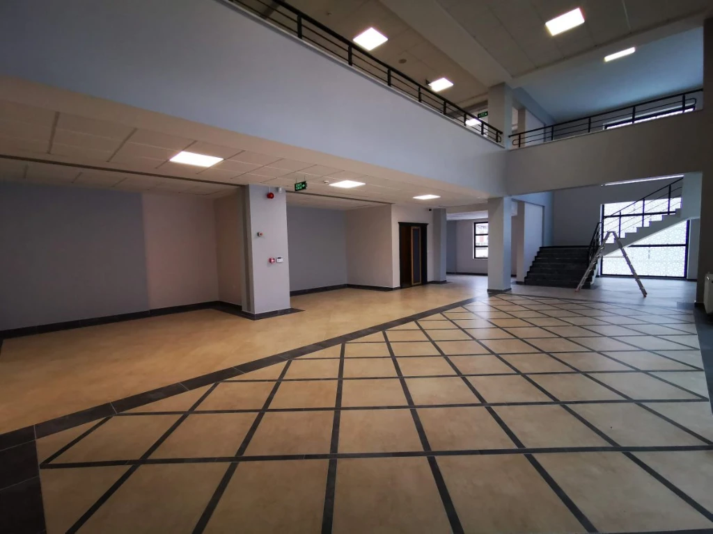 KARTEPE GÜZEL SANATLAR LİSESİ KONFERANS SALONU