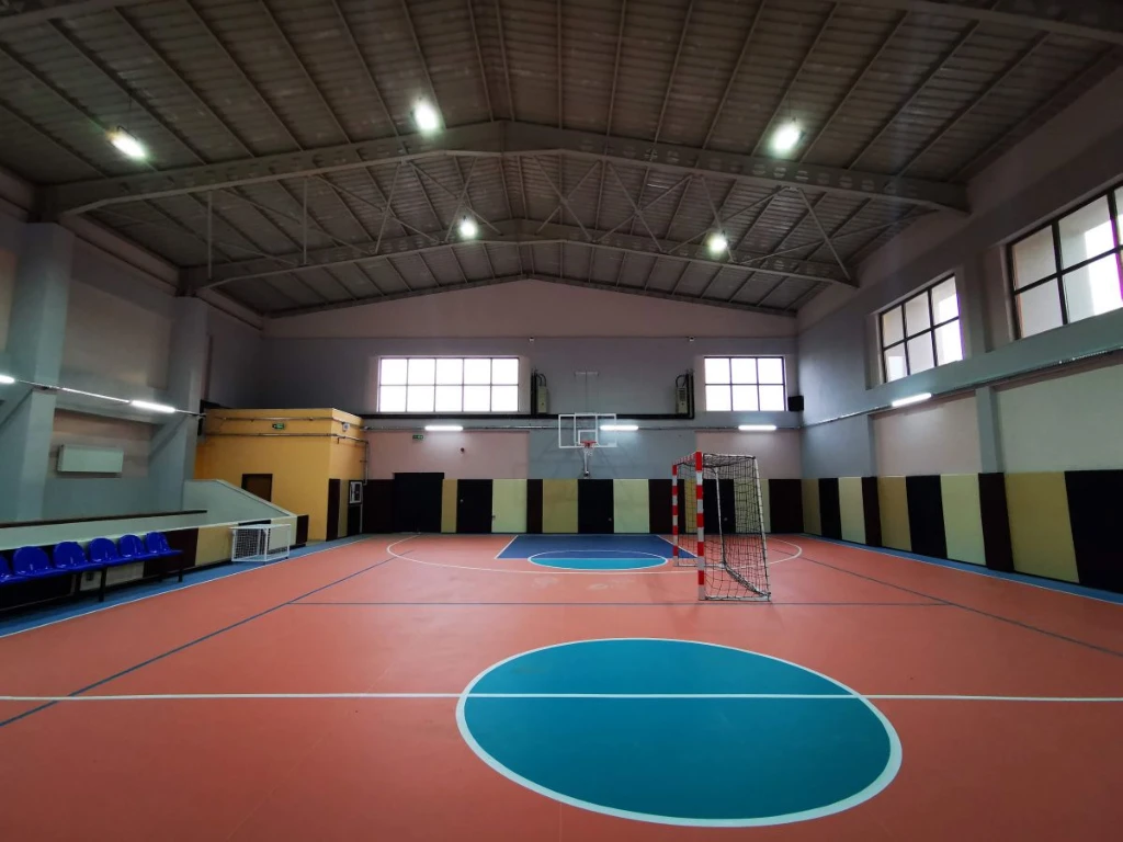 KARTEPE GÜZEL SANATLAR LİSESİ SPOR SALONU